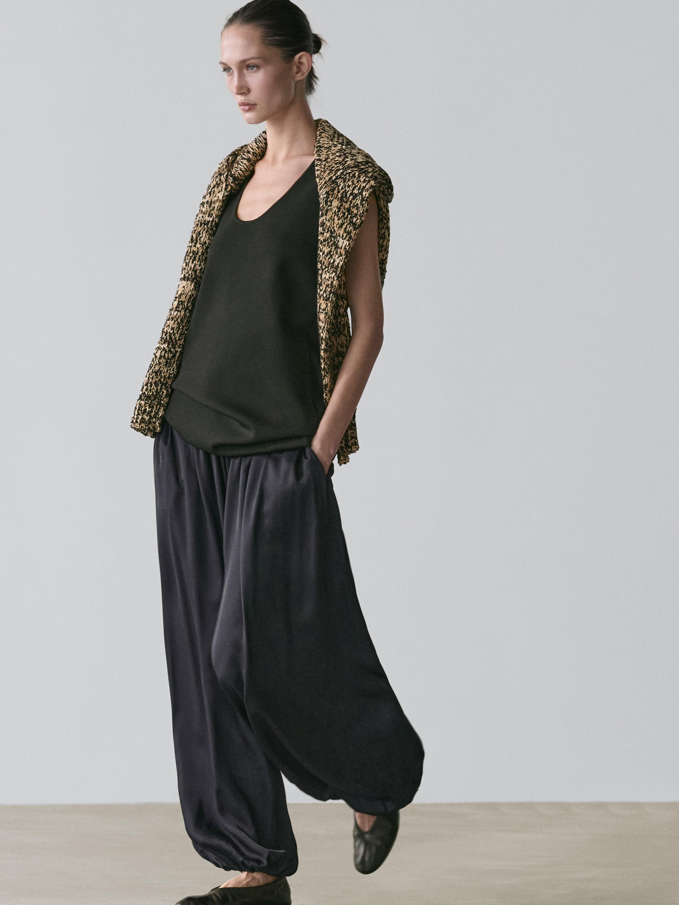 Balloon fit satin pants